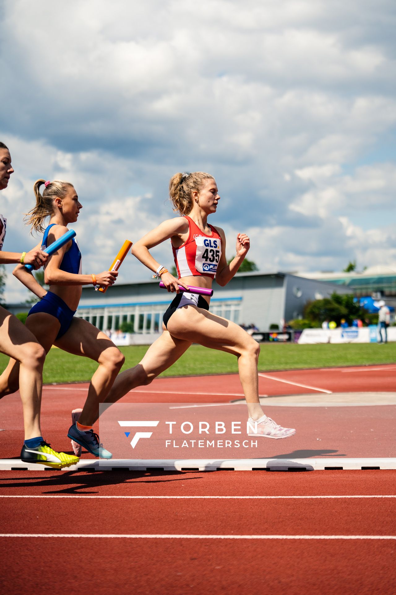 Leonie Kruse (LG Brillux Muenster) am 29.05.2022 waehrend der Deutschen Meisterschaften Langstaffel im Otto-Schott-Sportzentrum in Mainz